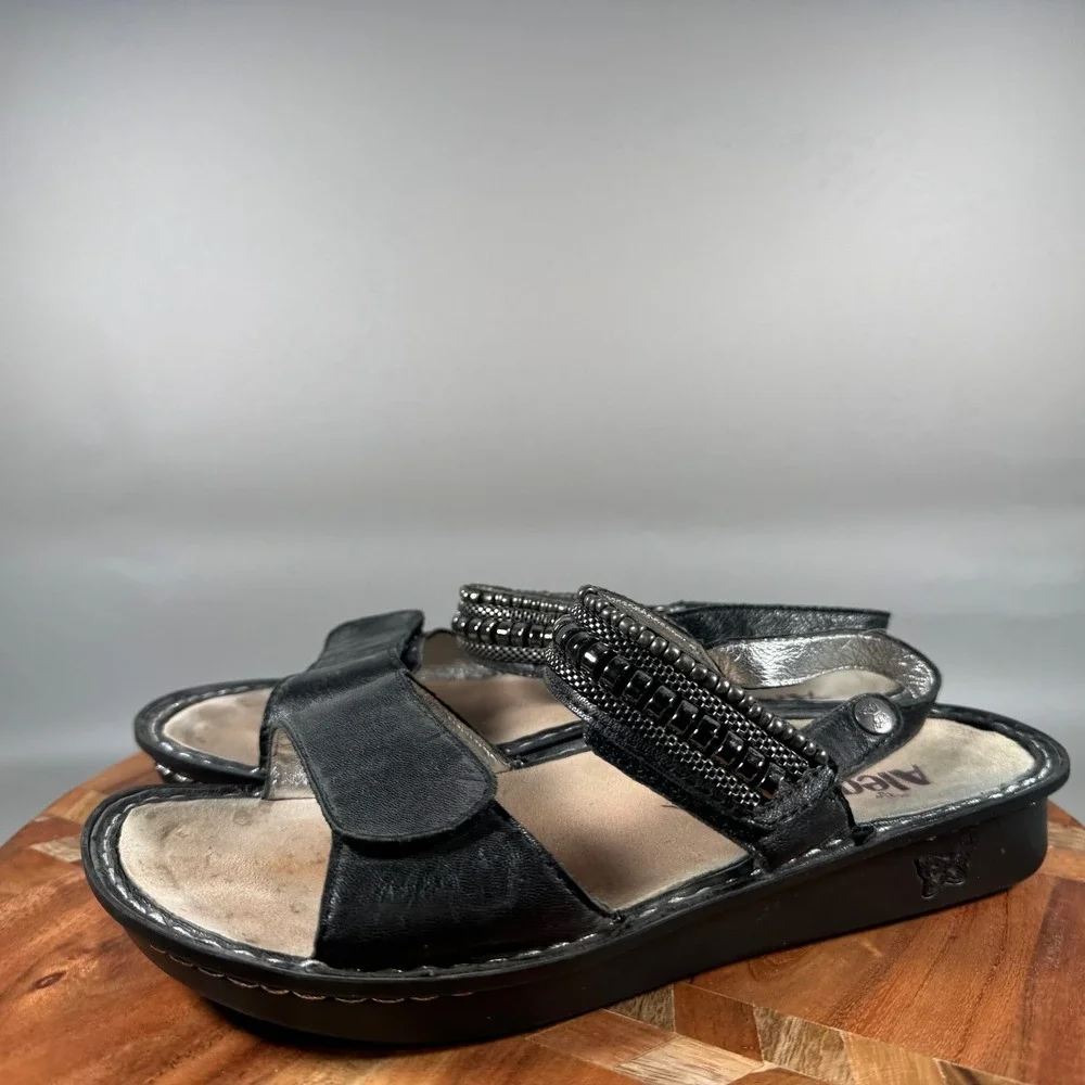 Alegria Verona Black Leather Beaded Wedge Sandals Women 40 VER-881C
